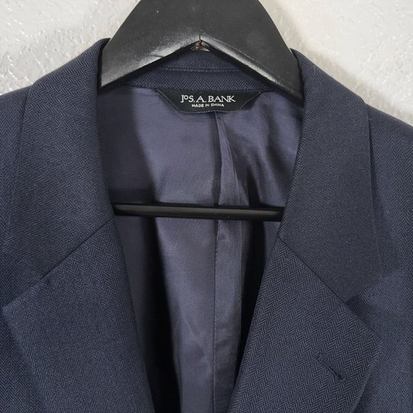 Jos. A. Bank Signature Series Silk/Camelhair Herringbone Blazer Men's Size 44L - Picture 3 of 6
